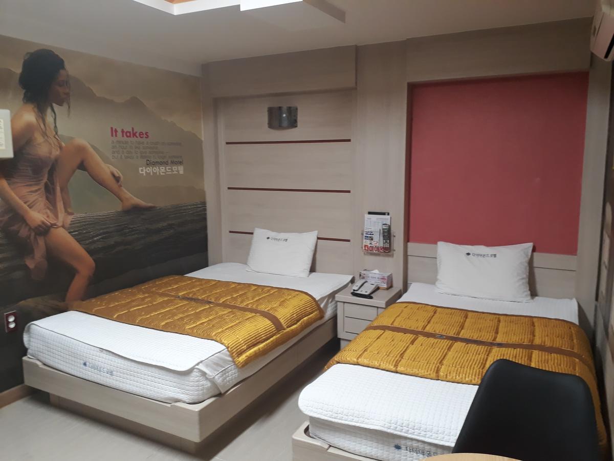 Diamond Motel Сачхон Экстерьер фото